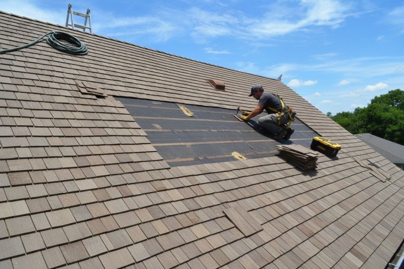 Shake Shingle Repair in Wickliffe, OH